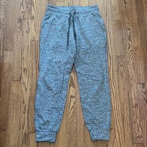 Lululemon Gray Print Jogger Sweatpants Women’s Sz 6